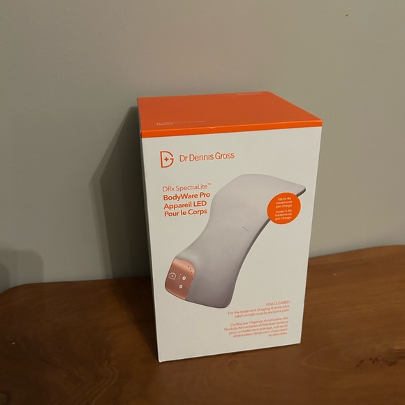 Other - Dr Dennis Gross DRx SpectraLite BodyWare Pro